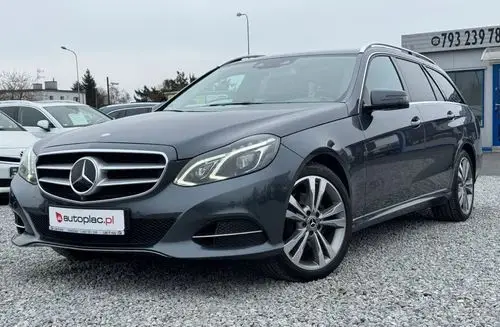 MERCEDES-BENZ Klasa E 