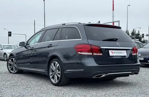 MERCEDES-BENZ Klasa E 