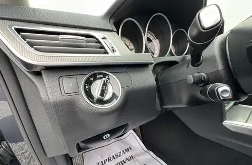 MERCEDES-BENZ Klasa E 