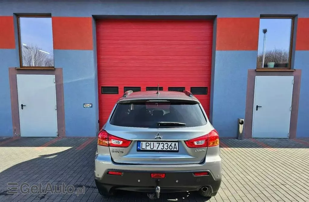 MITSUBISHI ASX 