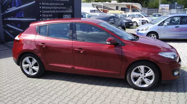 RENAULT Megane Authentique 110 FAP