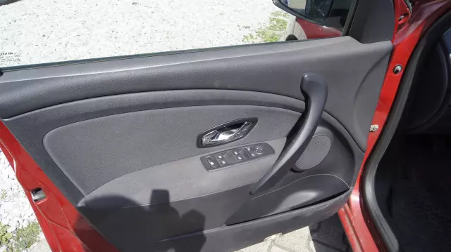 RENAULT Megane Authentique 110 FAP