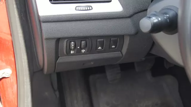 RENAULT Megane Authentique 110 FAP