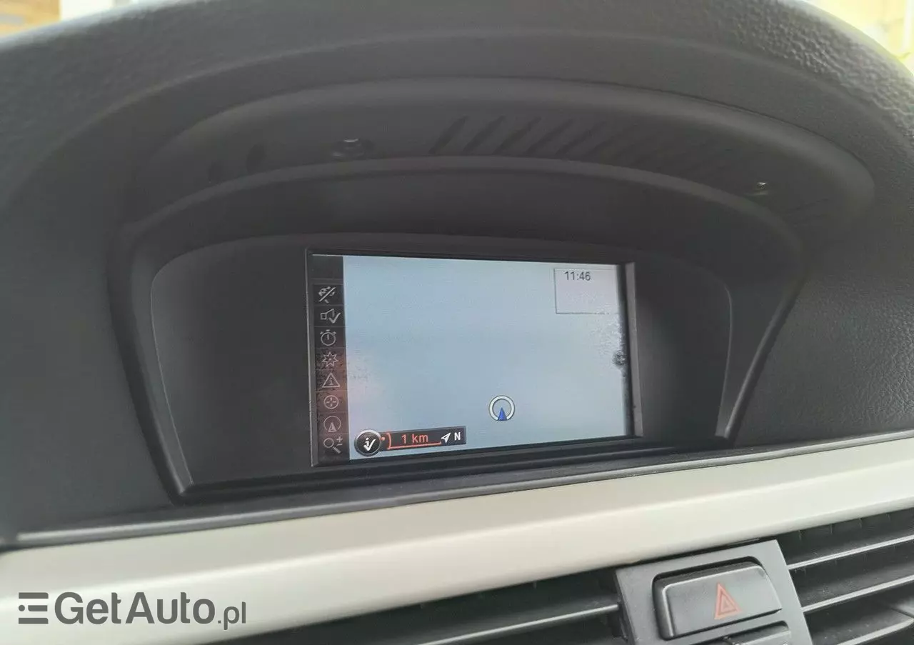 BMW Seria 3 318d Touring Sport Line