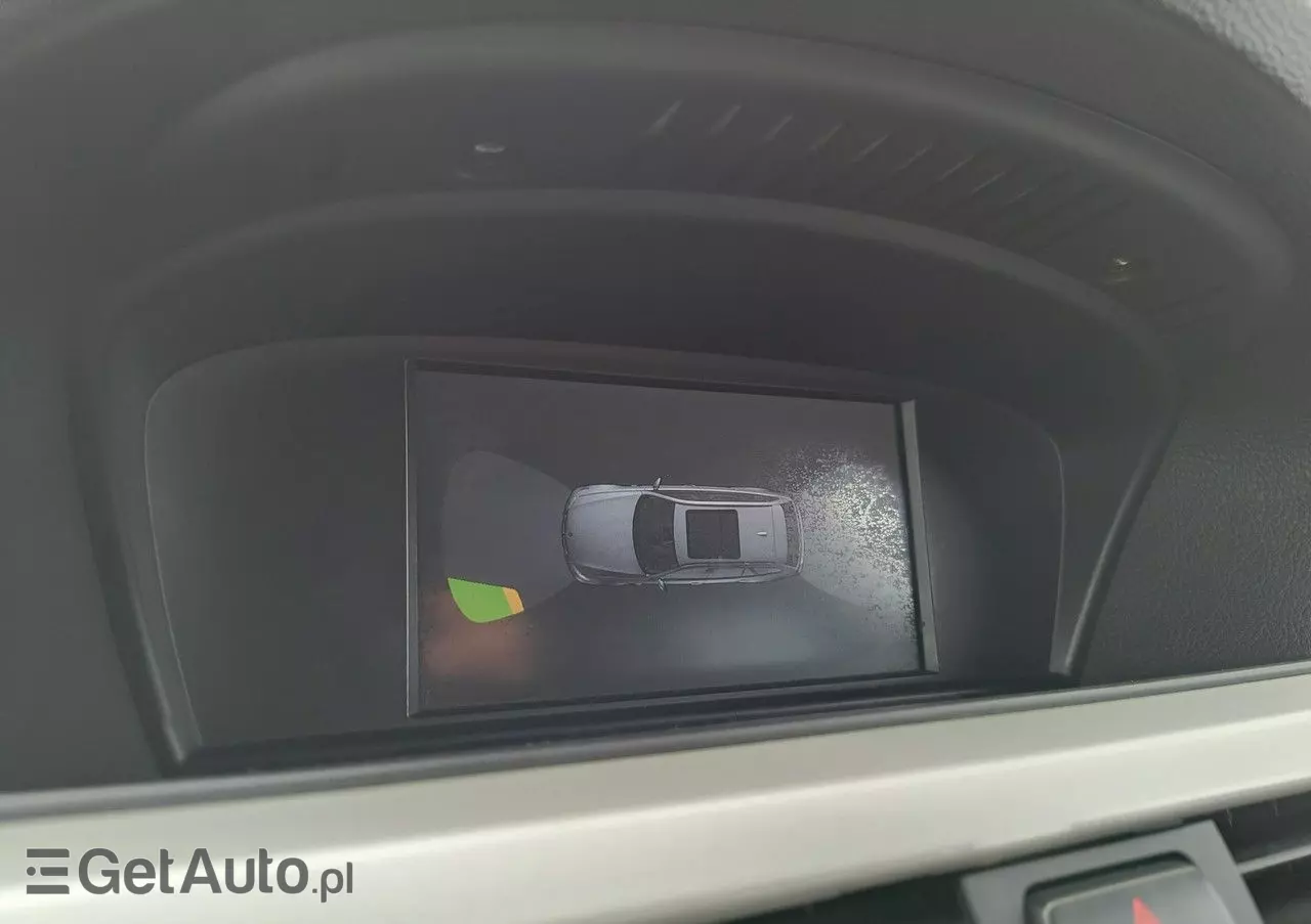 BMW Seria 3 318d Touring Sport Line