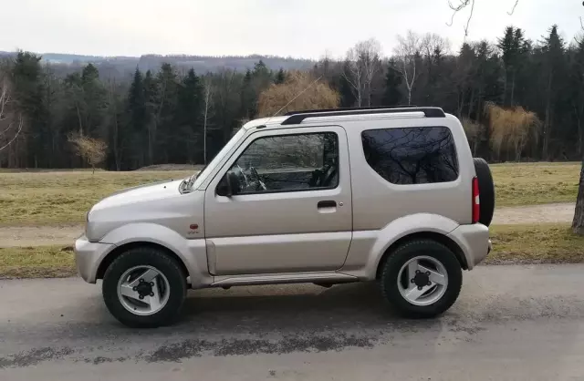 SUZUKI Jimny 