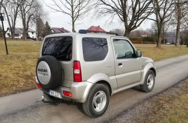 SUZUKI Jimny 
