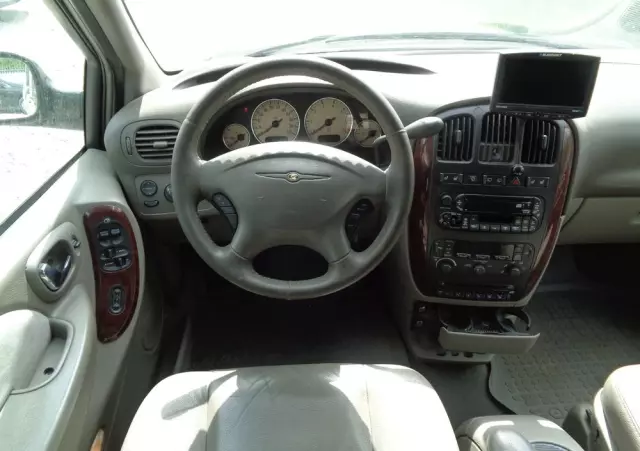 CHRYSLER Grand Voyager 3.3 Limited AWD