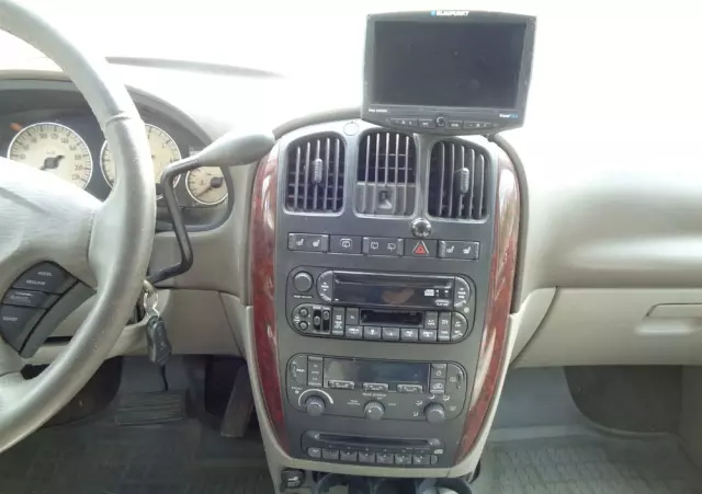 CHRYSLER Grand Voyager 3.3 Limited AWD