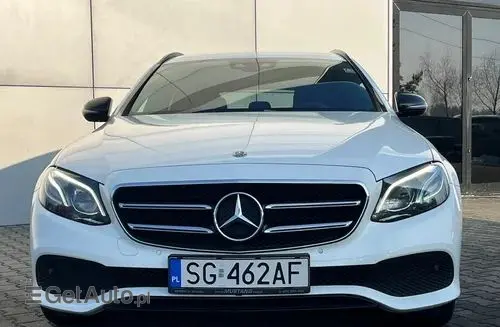 MERCEDES-BENZ Klasa E 