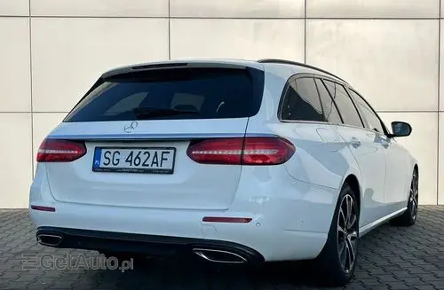 MERCEDES-BENZ Klasa E 