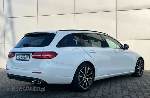 MERCEDES-BENZ Klasa E 