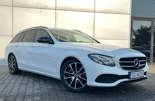 MERCEDES-BENZ Klasa E 
