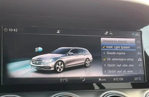 MERCEDES-BENZ Klasa E 