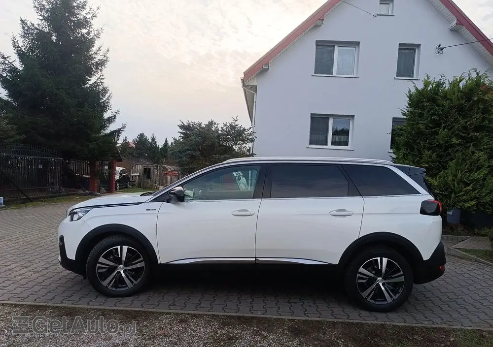 PEUGEOT 5008 1.2 PureTech GT S&S