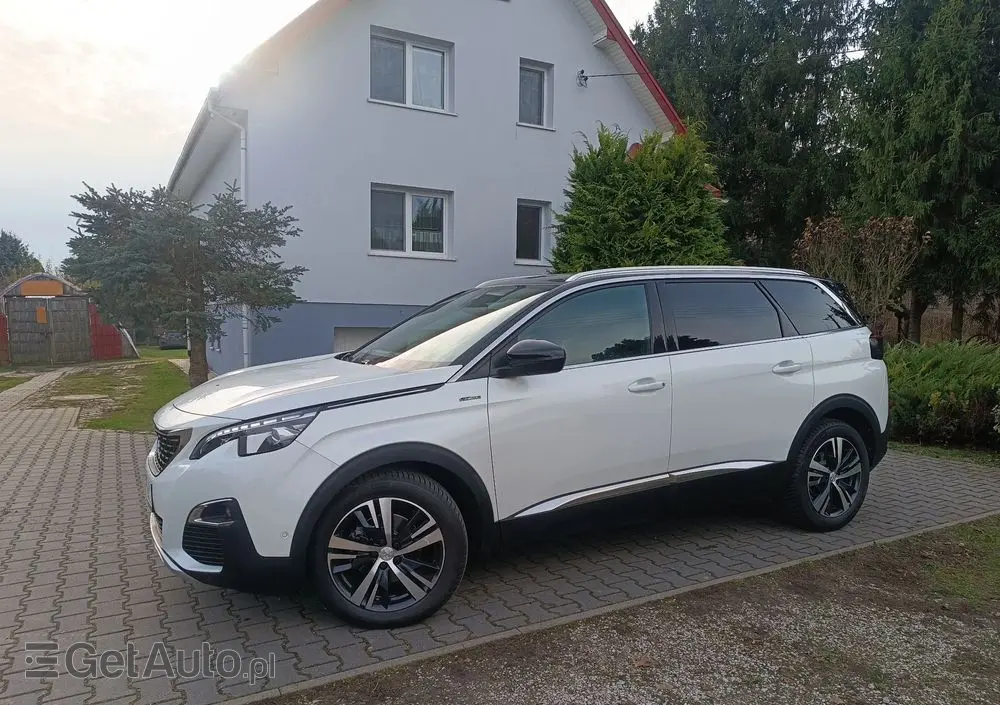 PEUGEOT 5008 1.2 PureTech GT S&S