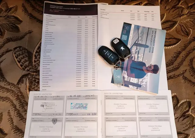 PEUGEOT 5008 1.2 PureTech GT S&S