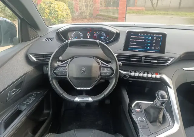 PEUGEOT 5008 1.2 PureTech GT S&S