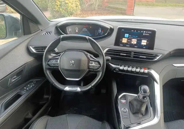 PEUGEOT 5008 1.2 PureTech GT S&S