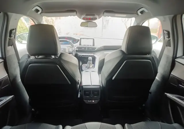 PEUGEOT 5008 1.2 PureTech GT S&S