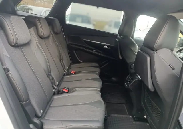 PEUGEOT 5008 1.2 PureTech GT S&S