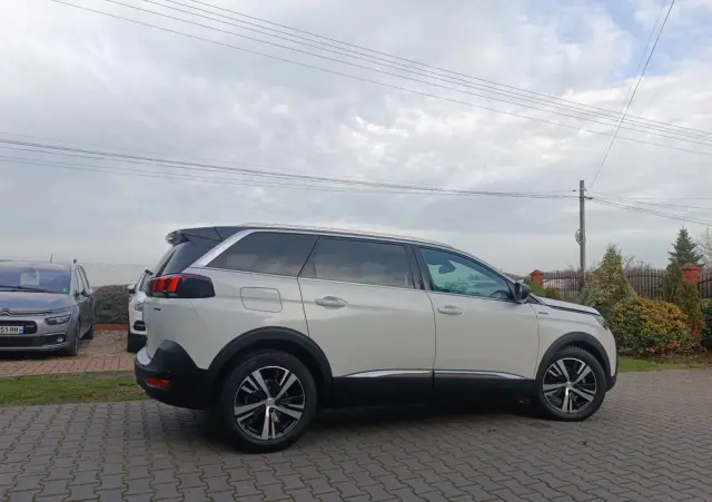 PEUGEOT 5008 1.2 PureTech GT S&S