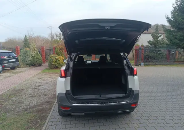 PEUGEOT 5008 1.2 PureTech GT S&S