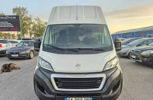 PEUGEOT Boxer 