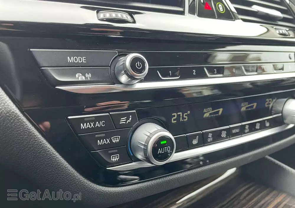 BMW Seria 5 530e iPerformance xDrive Luxury Line sport