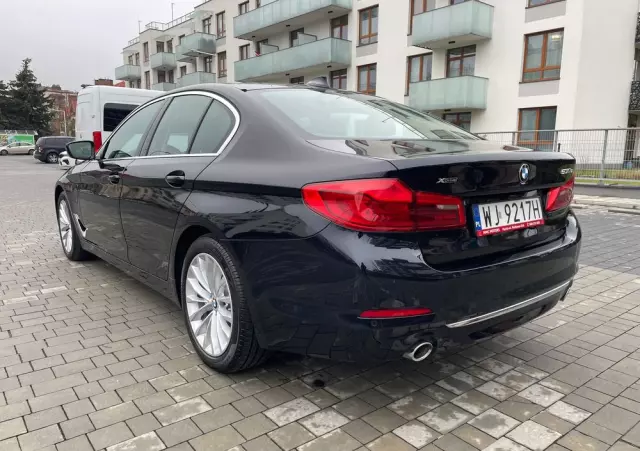 BMW Seria 5 530e iPerformance xDrive Luxury Line sport