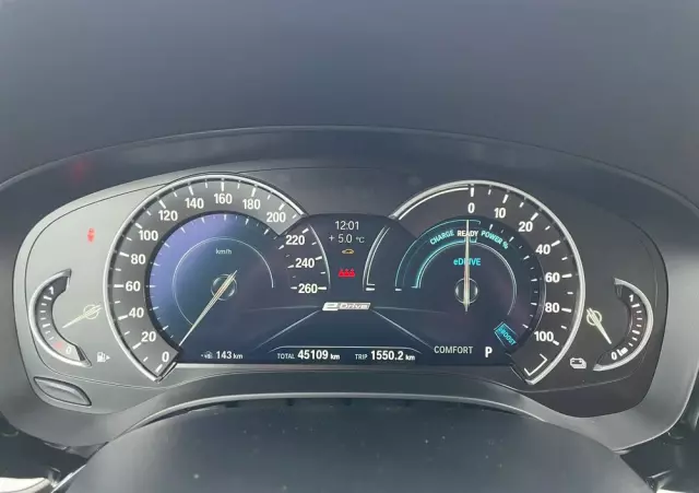 BMW Seria 5 530e iPerformance xDrive Luxury Line sport