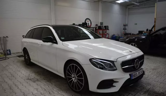 MERCEDES-BENZ Klasa E 