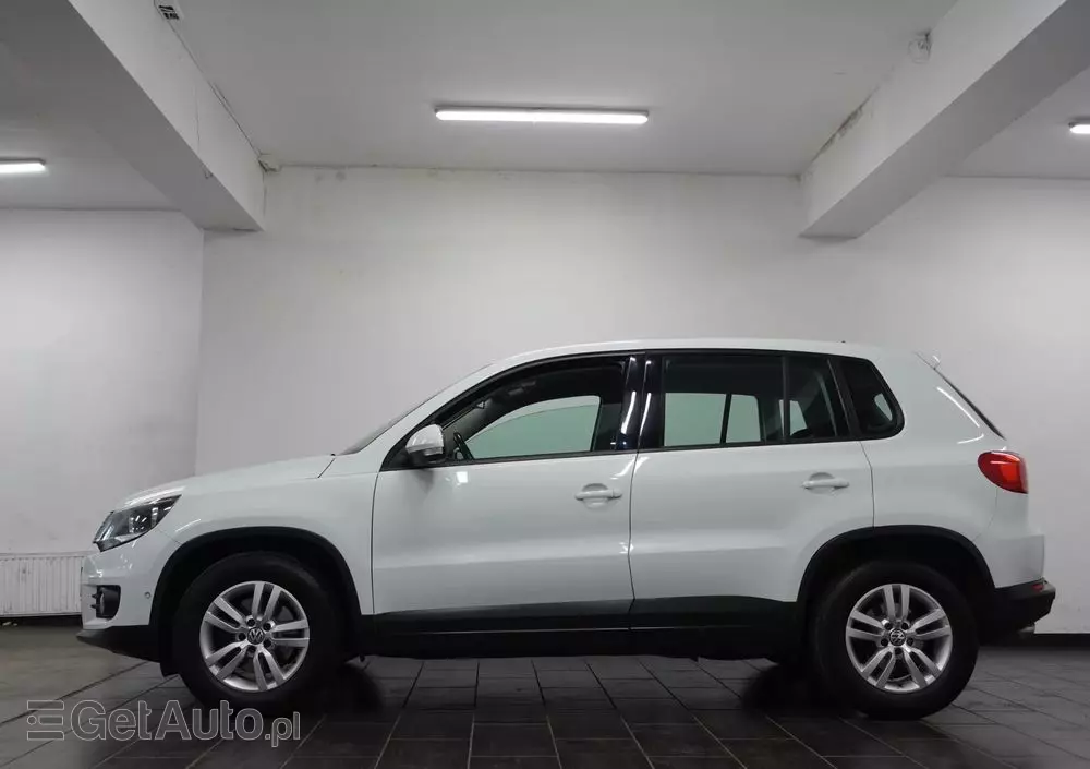 VOLKSWAGEN Tiguan 1.4 TSI BlueMotion Technology Trend & Fun