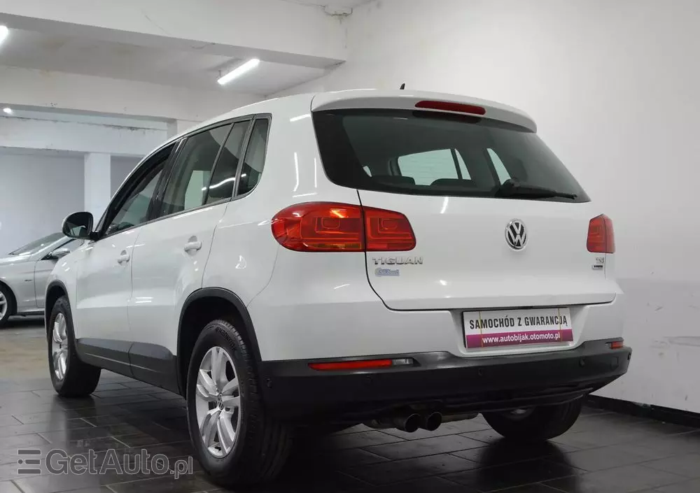 VOLKSWAGEN Tiguan 1.4 TSI BlueMotion Technology Trend & Fun