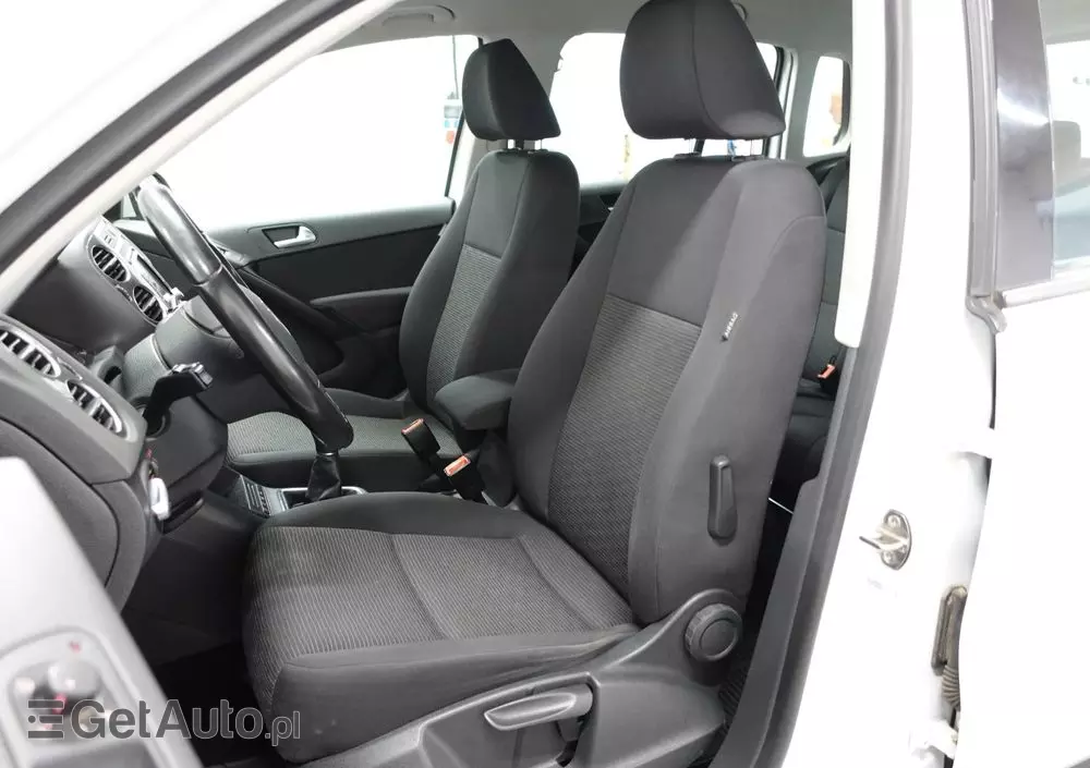 VOLKSWAGEN Tiguan 1.4 TSI BlueMotion Technology Trend & Fun