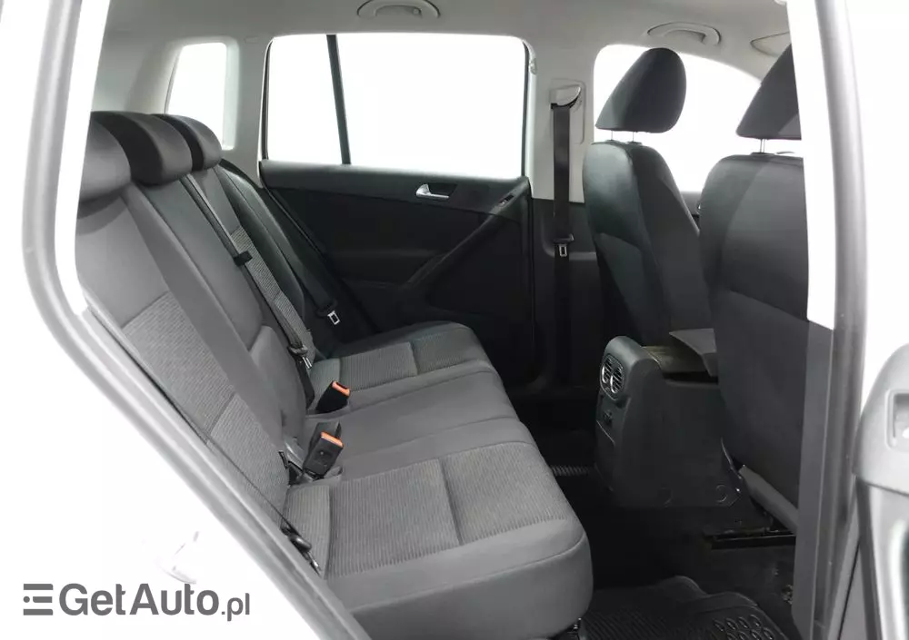 VOLKSWAGEN Tiguan 1.4 TSI BlueMotion Technology Trend & Fun