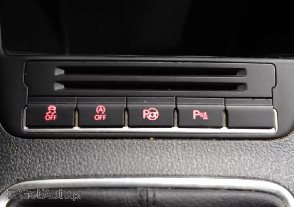 VOLKSWAGEN Tiguan 1.4 TSI BlueMotion Technology Trend & Fun