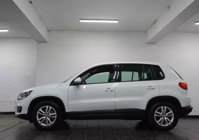 VOLKSWAGEN Tiguan 1.4 TSI BlueMotion Technology Trend & Fun