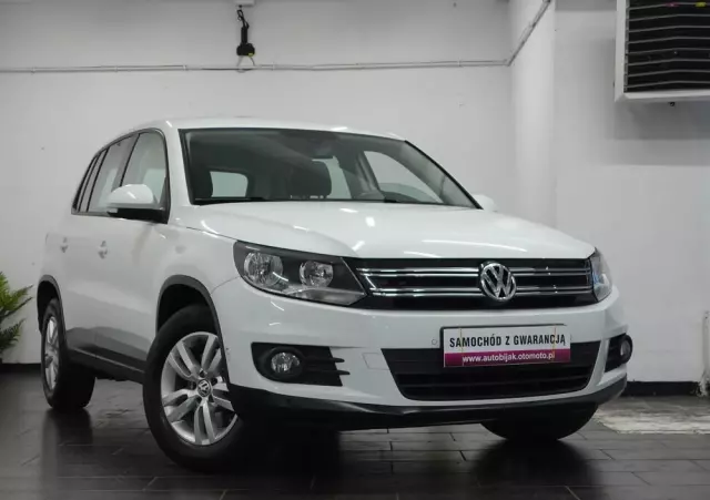 VOLKSWAGEN Tiguan 1.4 TSI BlueMotion Technology Trend & Fun
