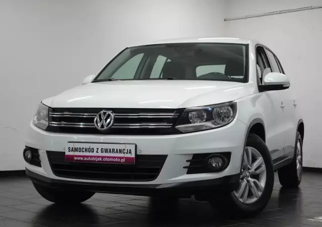 VOLKSWAGEN Tiguan 1.4 TSI BlueMotion Technology Trend & Fun