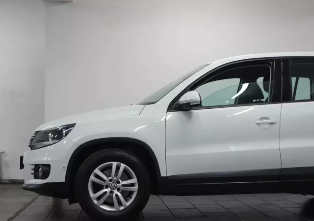 VOLKSWAGEN Tiguan 1.4 TSI BlueMotion Technology Trend & Fun