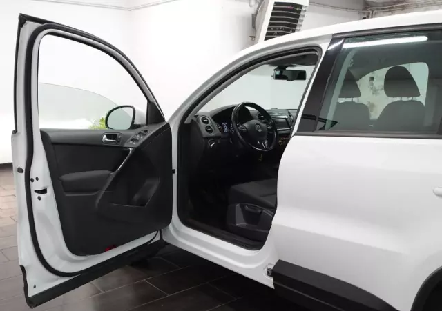 VOLKSWAGEN Tiguan 1.4 TSI BlueMotion Technology Trend & Fun