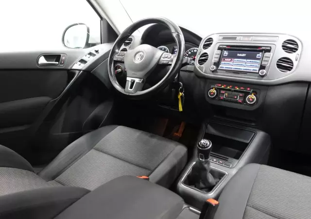 VOLKSWAGEN Tiguan 1.4 TSI BlueMotion Technology Trend & Fun