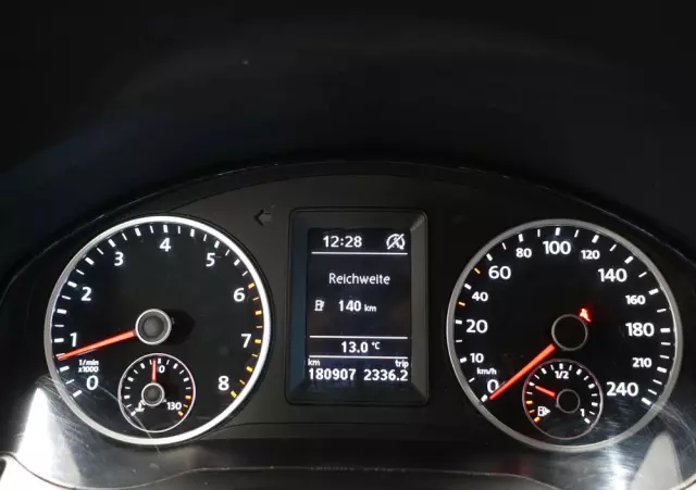 VOLKSWAGEN Tiguan 1.4 TSI BlueMotion Technology Trend & Fun