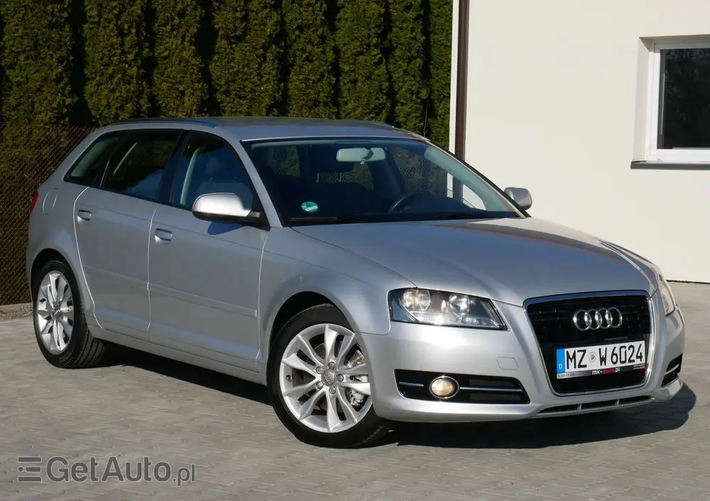 AUDI A3 Sportback 2.0 TDI DPF Attraction