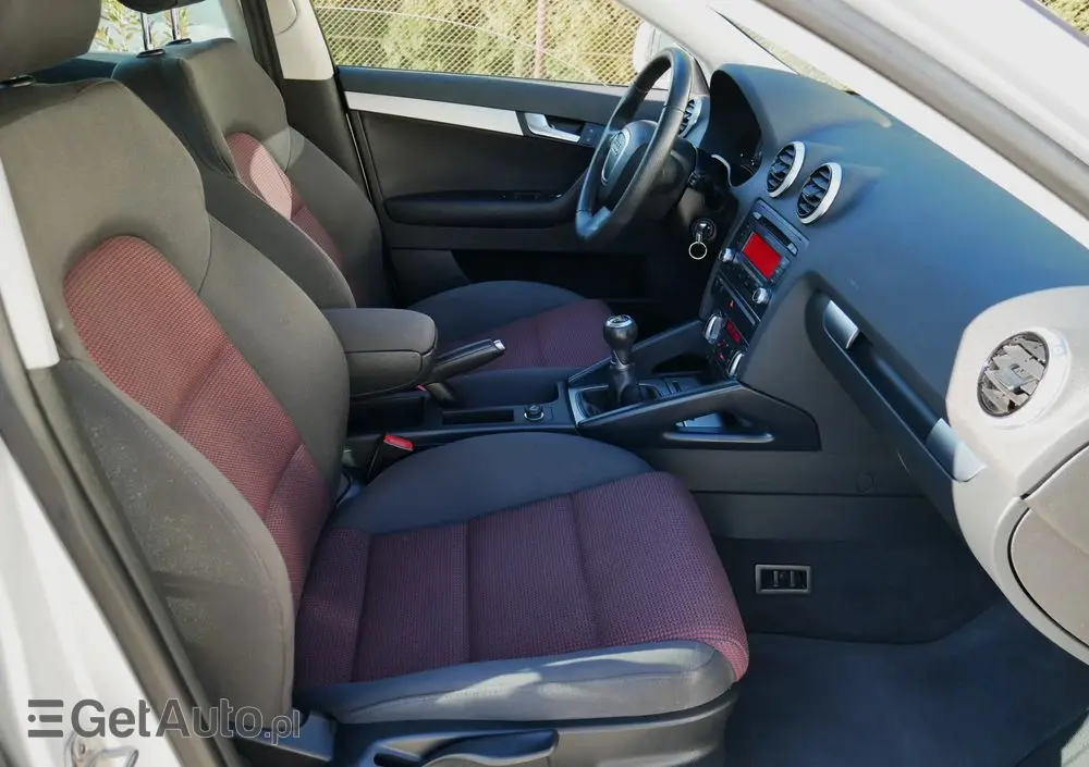 AUDI A3 Sportback 2.0 TDI DPF Attraction