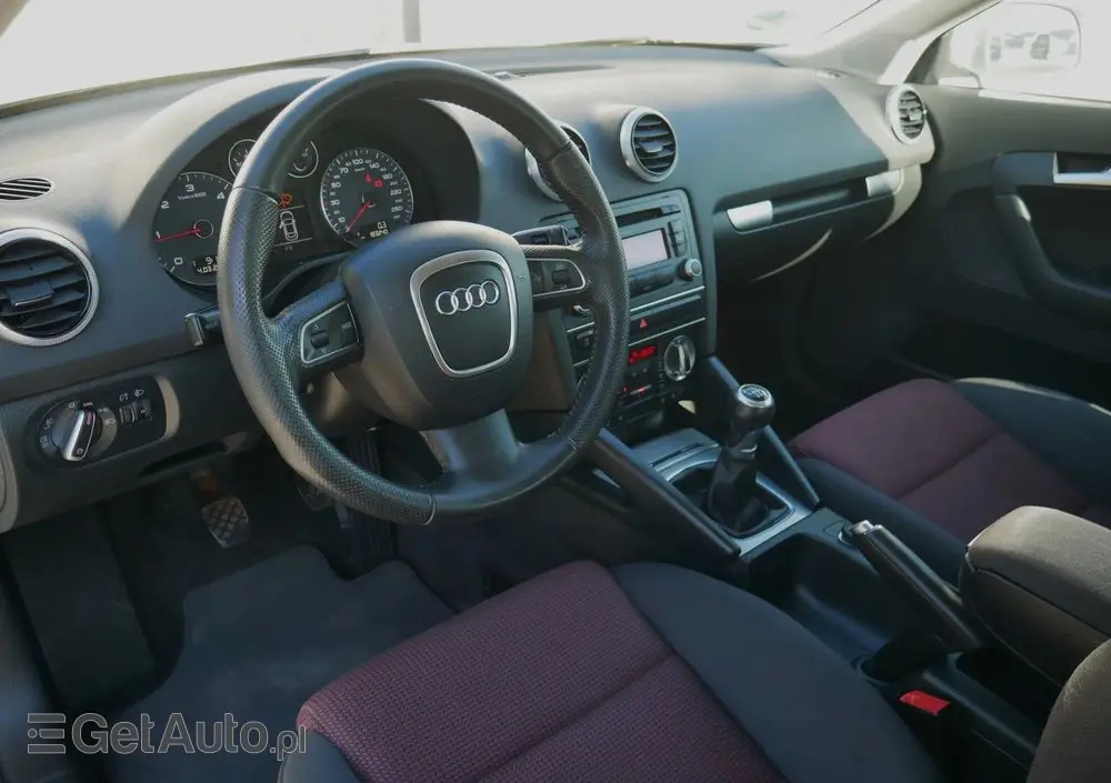 AUDI A3 Sportback 2.0 TDI DPF Attraction