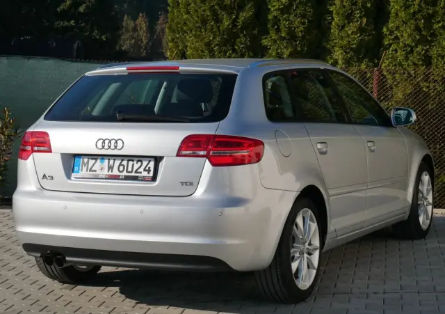 AUDI A3 Sportback 2.0 TDI DPF Attraction