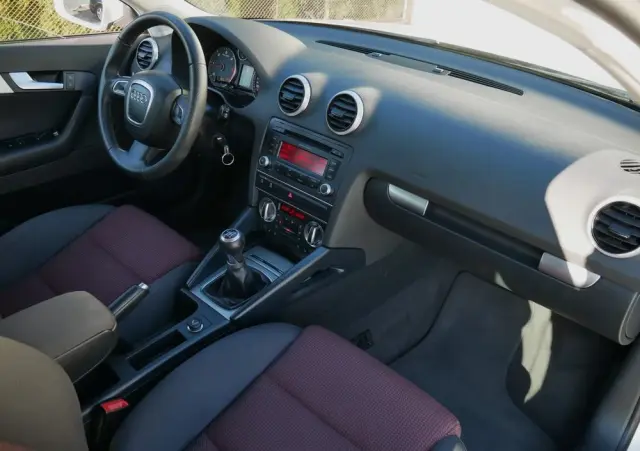 AUDI A3 Sportback 2.0 TDI DPF Attraction