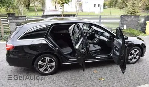 MERCEDES-BENZ Klasa E 